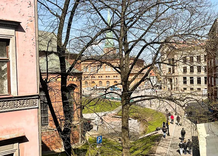 Dome Square Apartment, Old Town Apartment